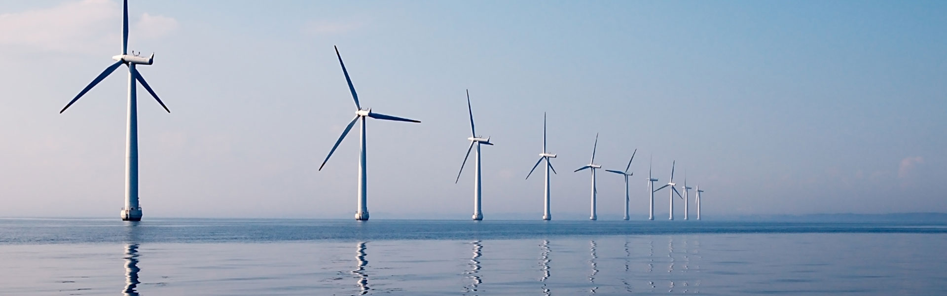 An offshore wind farm | Worldwide risk transfer with NW Assekuranz: an offshore project off the western coast of Taiwan